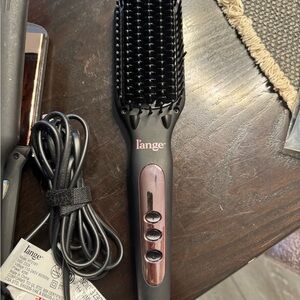Lange flat iron and hot brush